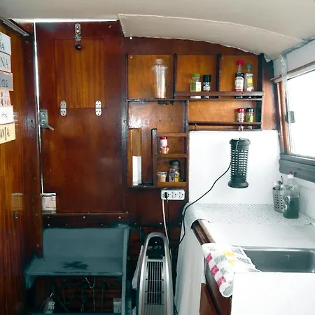 Bateau-hôtel Precioso Barco En Barcelona
